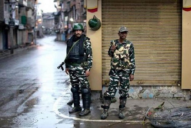 5 Pakistani Soldiers Killed As Indian Army Targets Terror Camps In PoK: Report