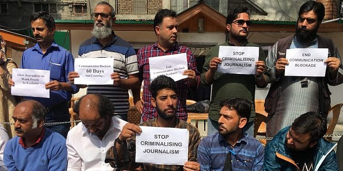 In Silent Protest, J&K Journalists Demand Communication Blockade To Be Lifted