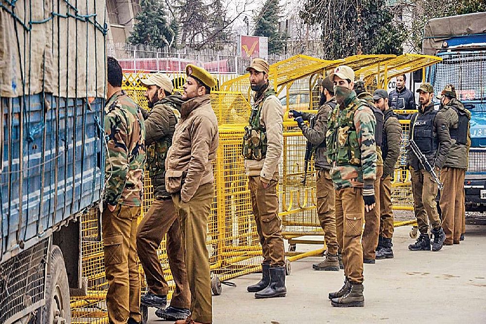 Centre To Directly Control Police In Union Territory Of Jammu & Kashmir