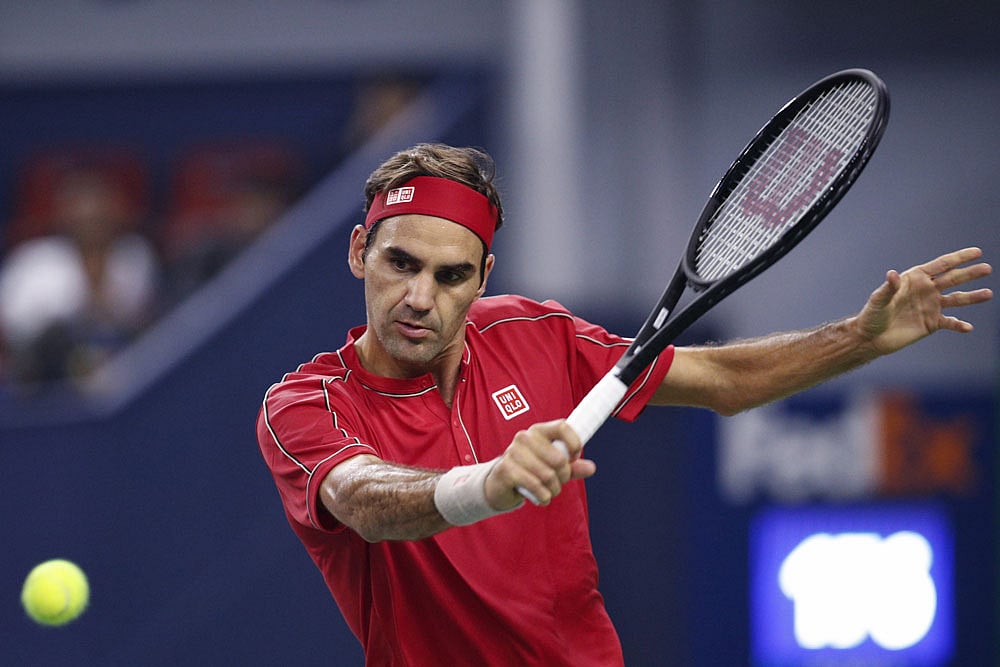Shanghai Masters: Serene Roger Federer Through, Andy Murray Goes Down Fighting