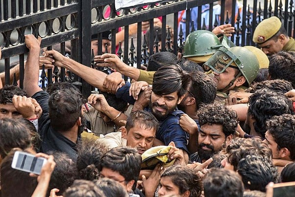 'It's Fight To Ensure JNU's Accessible To Everyone', Say Students Protesting Fee Hike