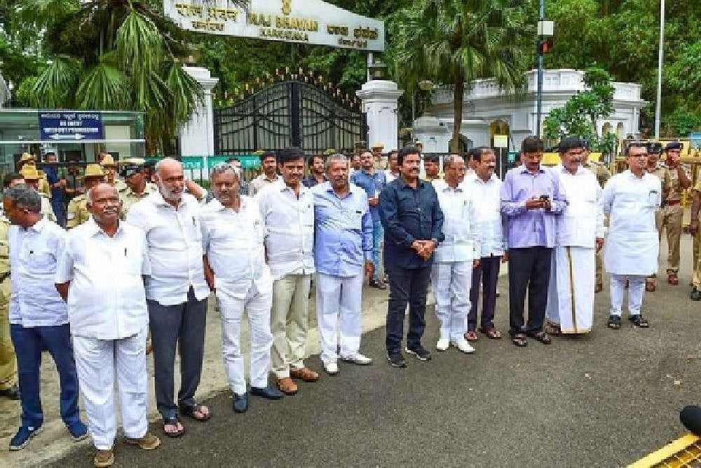 SC Upholds Disqualification Of 17 Karnataka MLAs, But Allows Them To Contest Dec 5 Bypolls