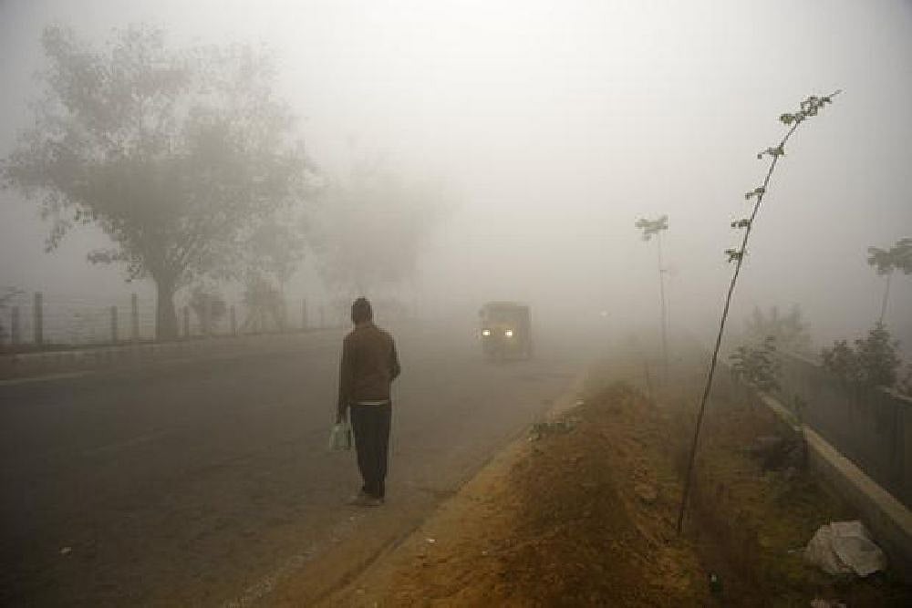 Max Temperature Above Normal In Delhi, Air Quality Plunges To 'Very Poor' Category