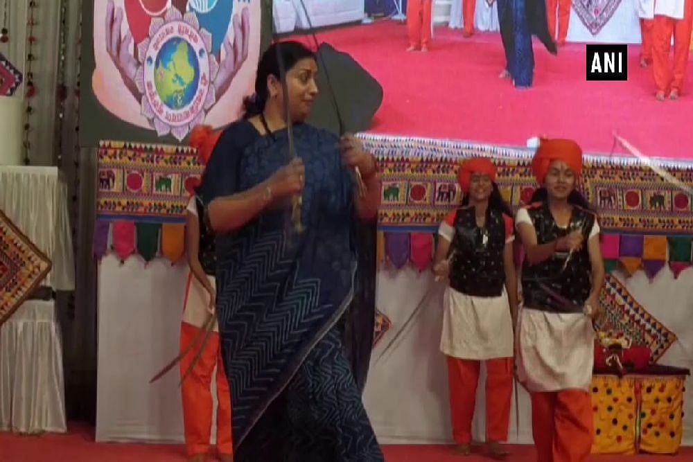 Swords In Hand, Smriti Irani Performs 'Talwar Raas' in Gujarat