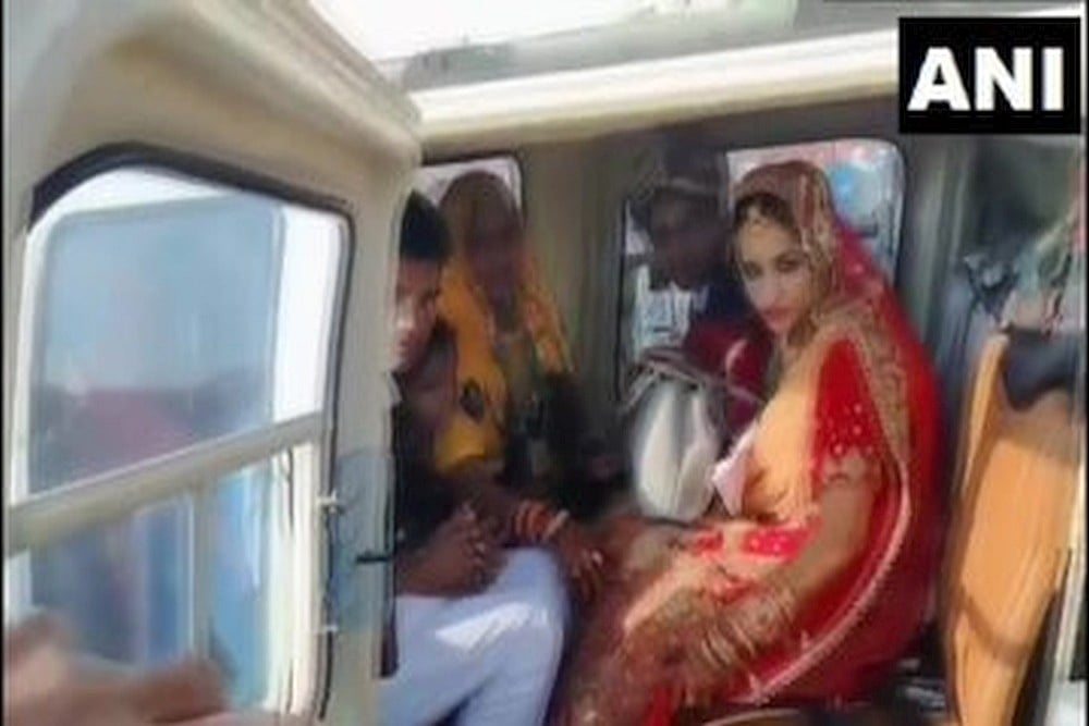Bride Bids Farewell With Husband On Helicopter After Marriage In Rajasthan