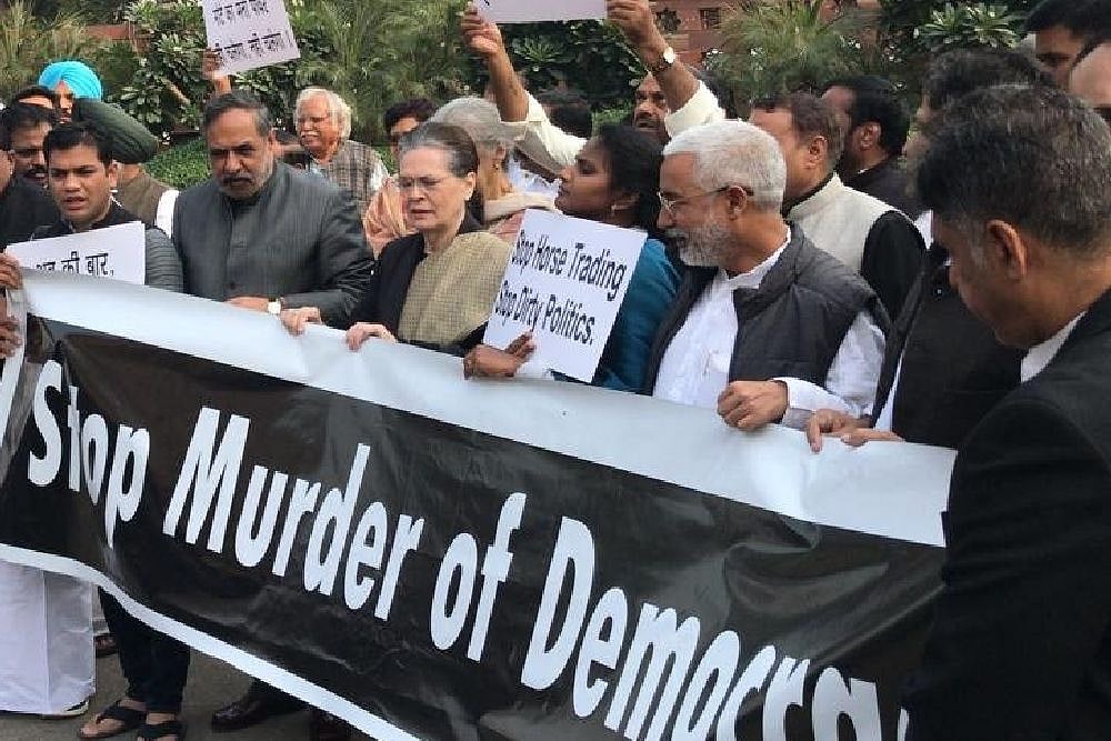 Sonia Gandhi Leads Protest In Parliament Against Maharashtra Govt Formation