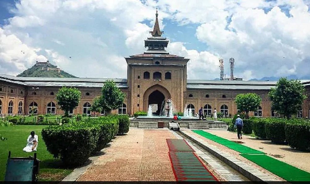 No Congregational Prayers At Srinagar's Jamia Masjid For 17th Consecutive Friday