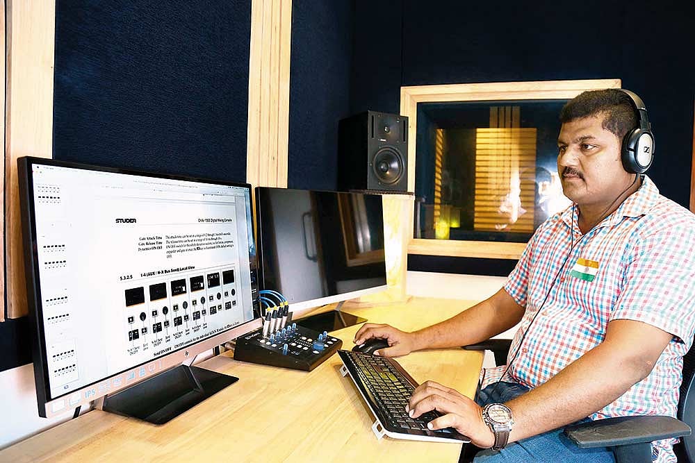 FM Station With A Difference -- Of, By And For Fisherfolk