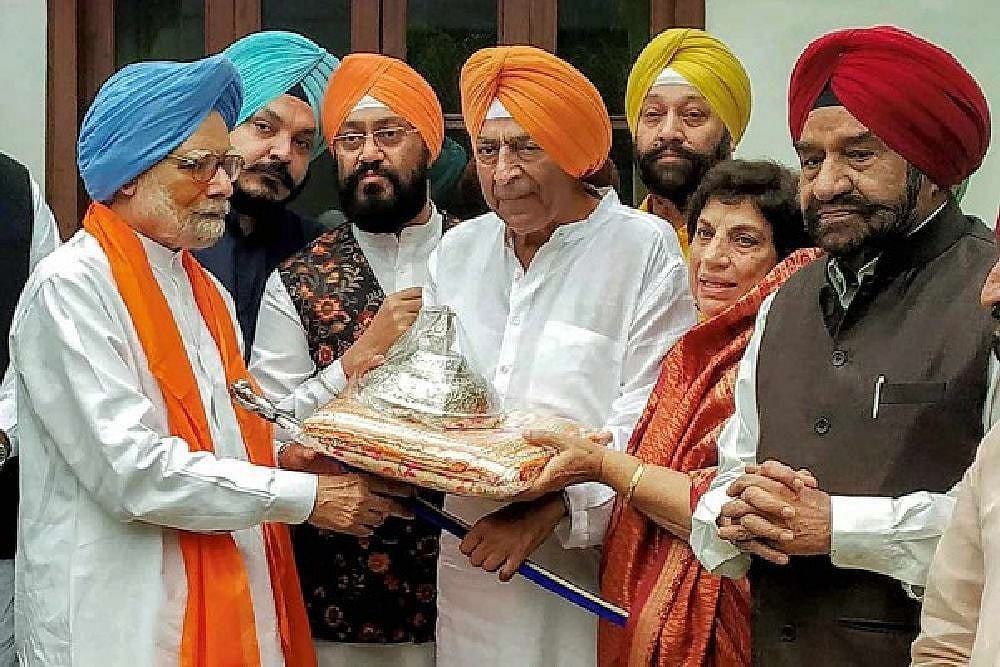 Kartarpur Corridor Will "Enormously Improve" Indo-Pak Relations: Manmohan Singh