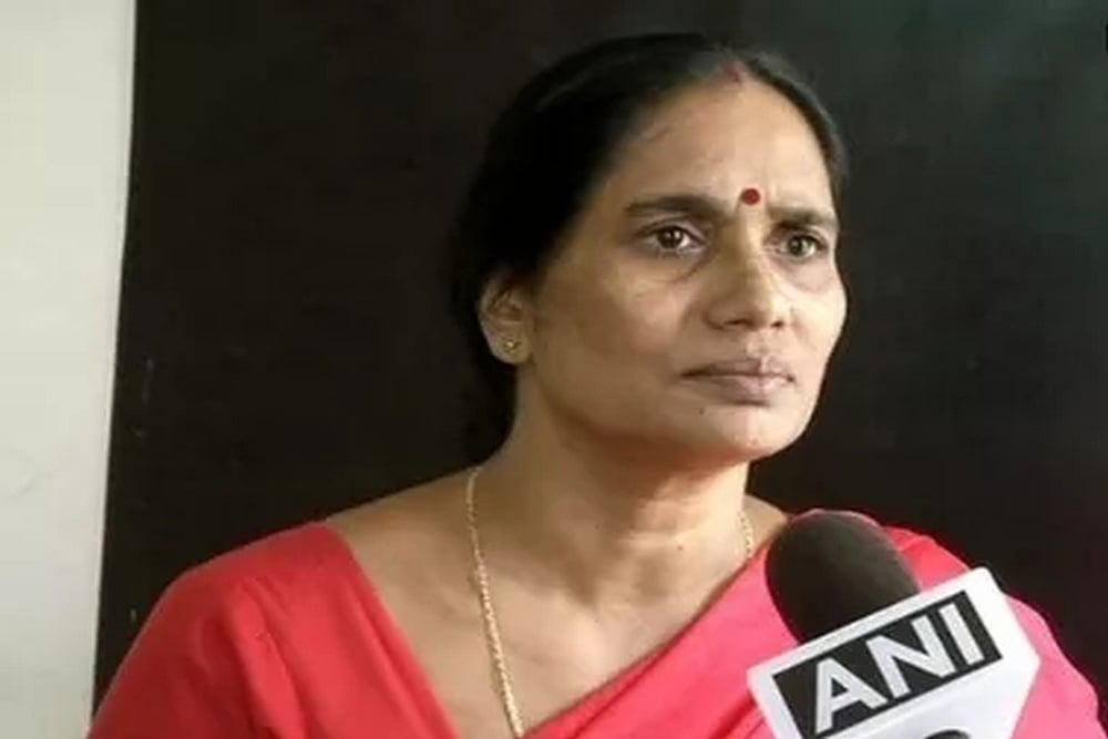 'Unlike Us', Telangana Vet Should Get Justice Sooner: Nirbhaya's Mother