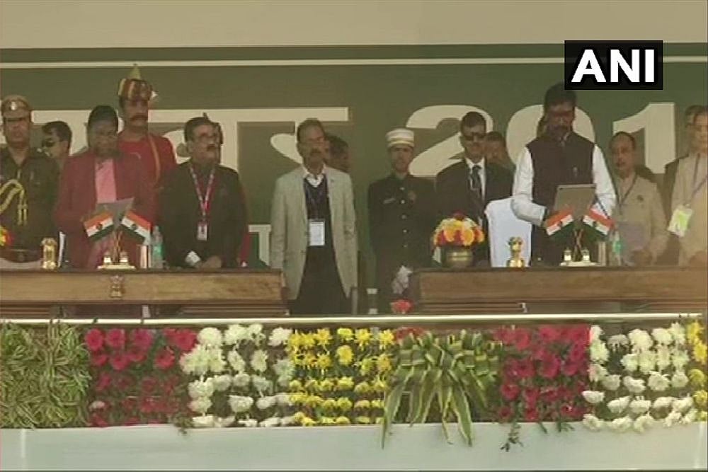 JMM's Hemant Soren Sworn In As Jharkhand CM In Presence Of Mamata Banerjee, Rahul Gandhi, MK Stalin