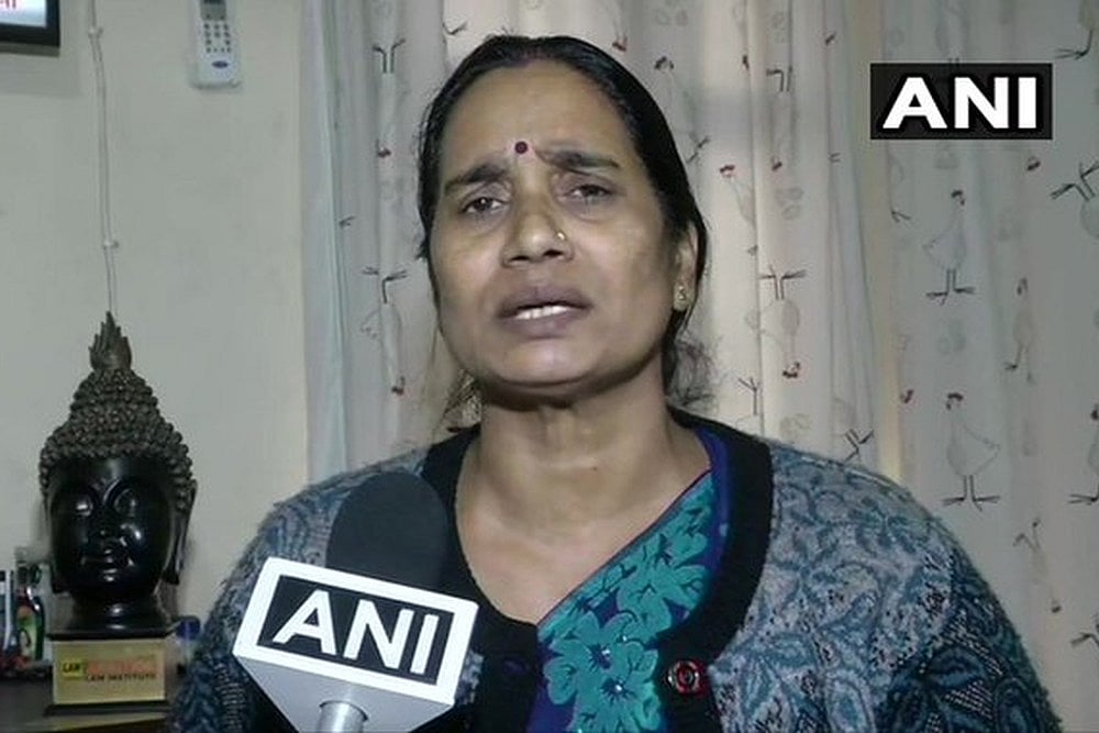'Happy With Punishment': Nirbhaya's Parents Back Telangana Cops After 'Encounter' Of 4 Rape Accused