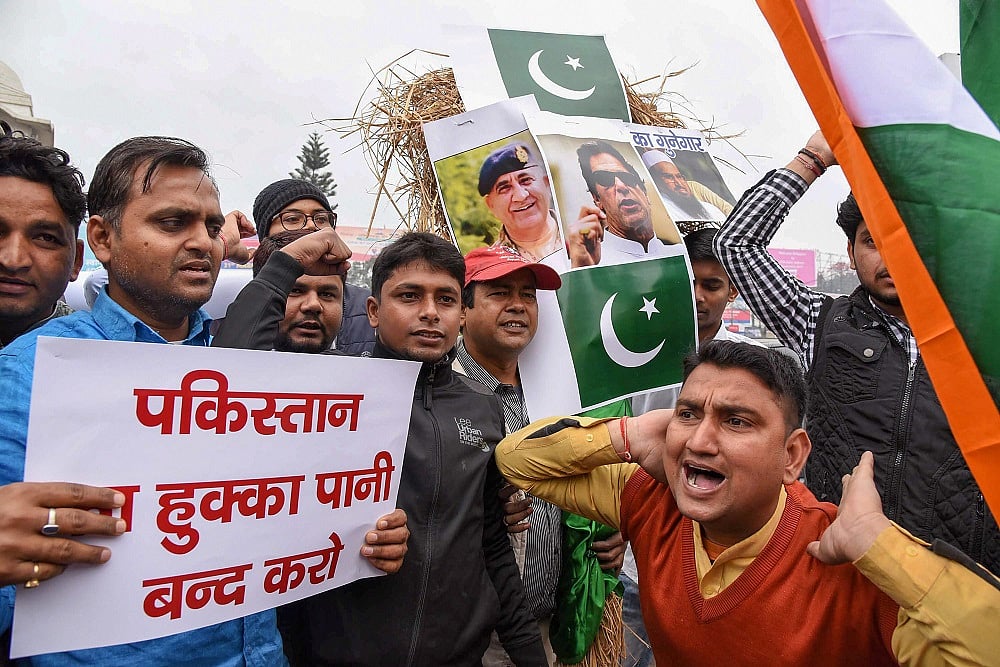 Pulwama Attack: India Launches Diplomatic Offensive To Isolate Pakistan, Briefs 25 Envoys