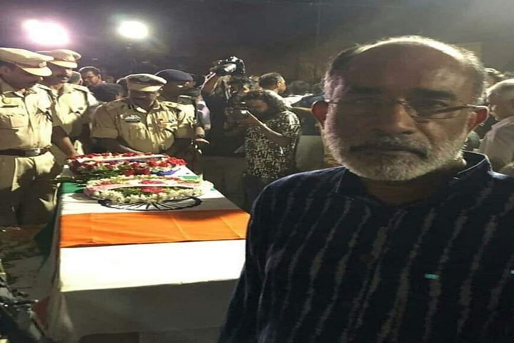 'False News,' Says K J Alphons After Getting Trolled For 'Selfie' With Soldier's Coffin