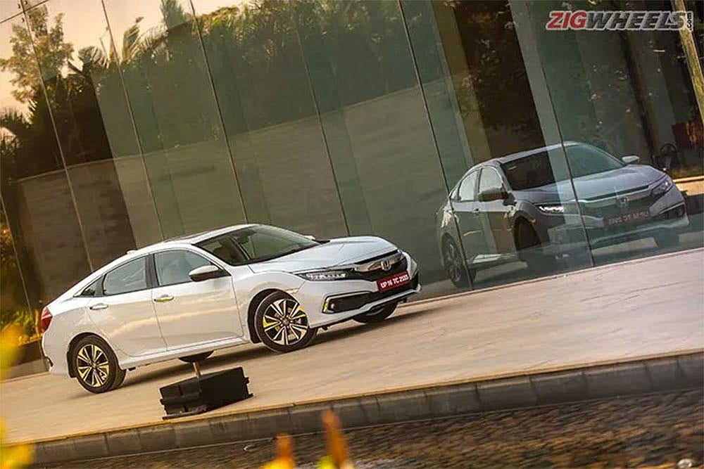 Binge On The 2019 Honda Civic In These 30 Detailed Images