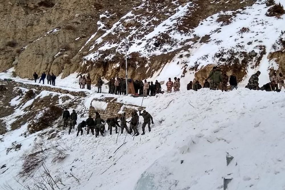 6 Army Jawans Feared Dead In Avalanche In Himachal's Kinnaur