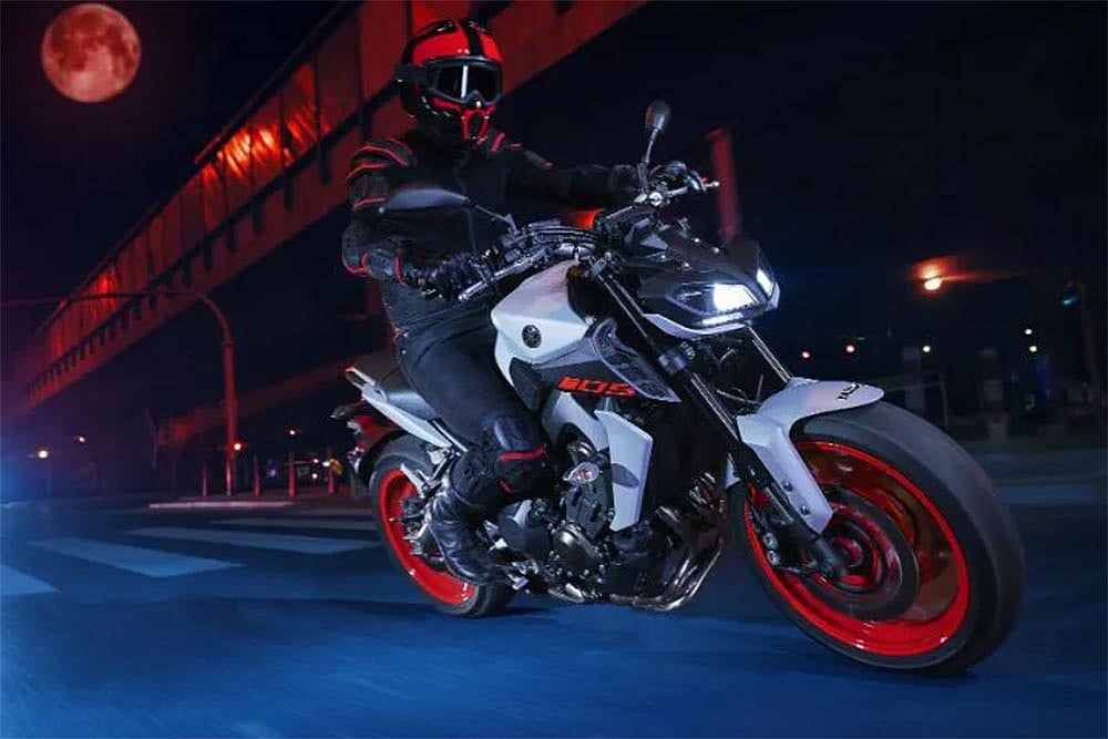Yamaha MT-09 Now Comes In White