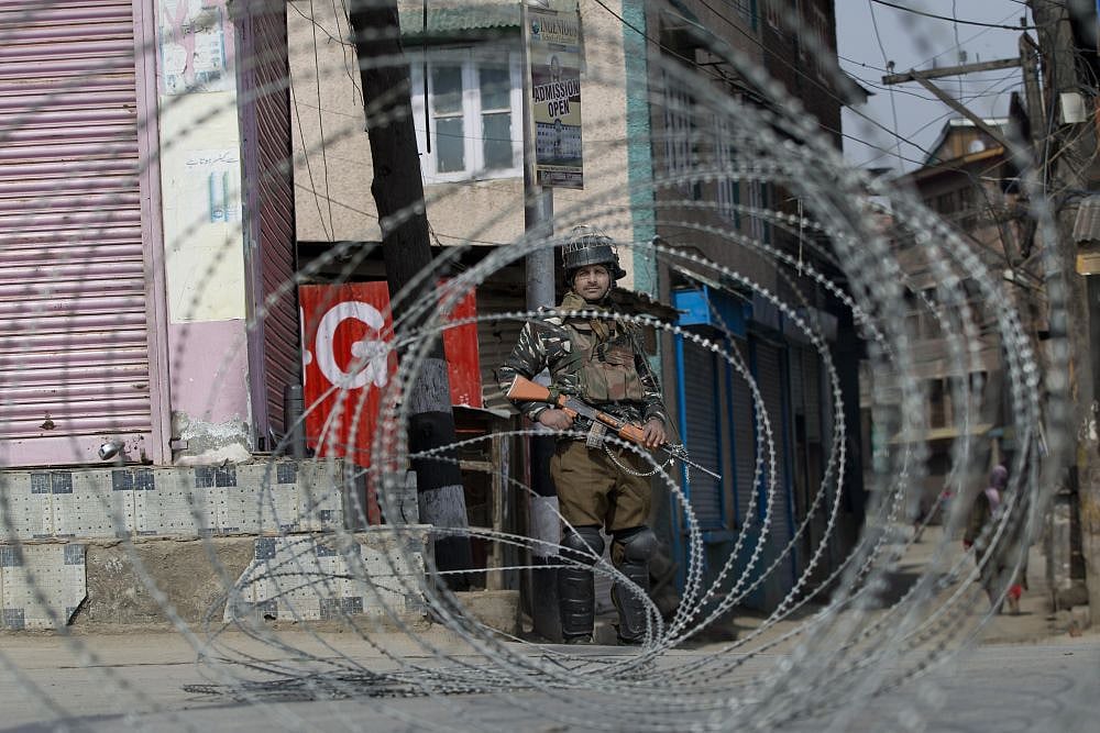 Panic In Kashmir After Deployment Of Additional Troops; Don't Believe In Rumours, Says Governor