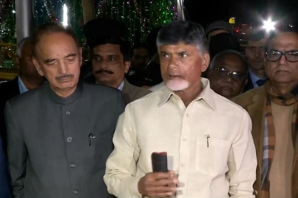 At Meeting With EC, Opposition Demands Matching Of 50% Of EVM Results With VVPATs