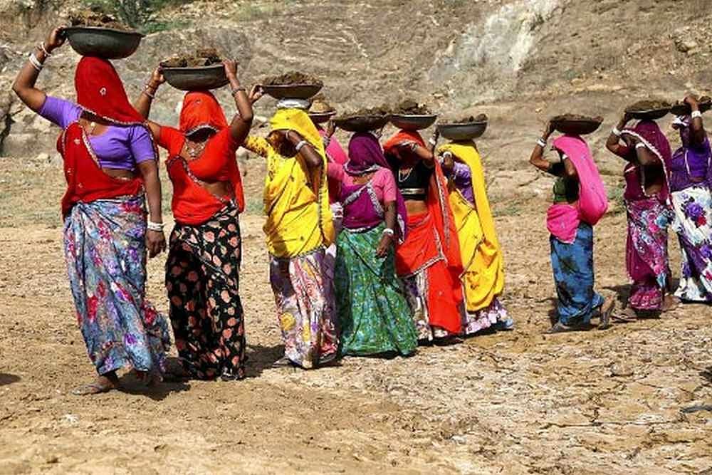 Govt Seeks EC Approval To Revise Wages Paid Under MGNREGA