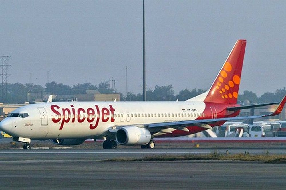 SpiceJet Hiring Jet Airways Pilots, Engineers At 30-50% Pay Cut