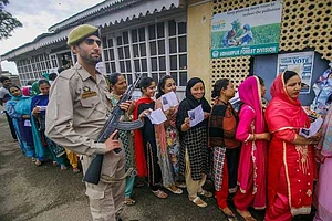 Lok Sabha Elections, LIVE Updates: 57.22% Voter Turnout In Maharashtra For 2nd Phase