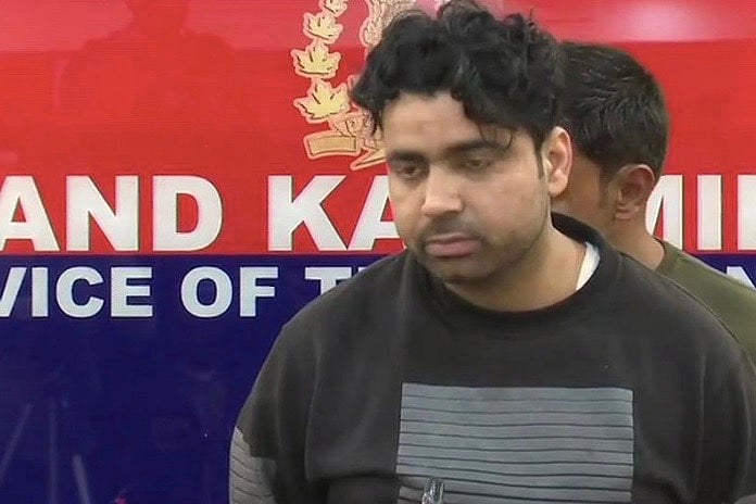 Pakistani LeT Terrorist Arrested In Kashmir