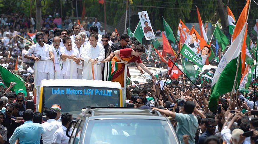 Muslim League Welcomes Rahul Gandhi Waving Green Flags, Congress Says Controversy Unnecessary