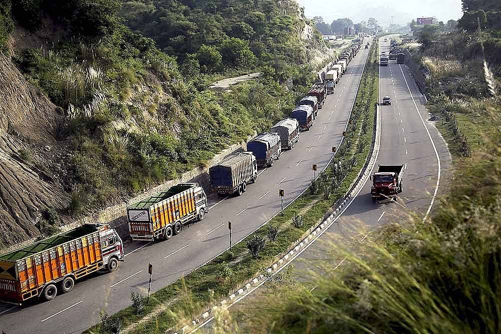 Jammu-Srinagar Highway opened for light motor vehicles