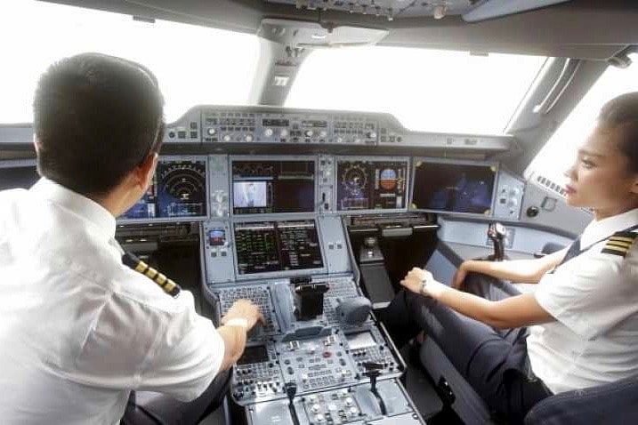 Shocking: Some Pilots Report For Duty So Drunk They Can't Fly Airplane, Reveals RTI