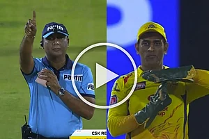 IPL 2019 Qualifier 2, CSK Vs DC: Dhoni Review System Claims Prithvi Shaw's Wicket, Hits Delhi Capitals Hard – WATCH