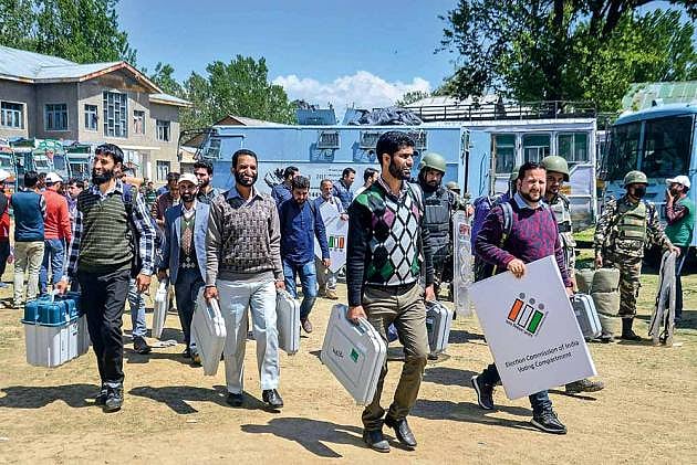 As May 23 Nears, Anxiety Grows In Kashmir Valley