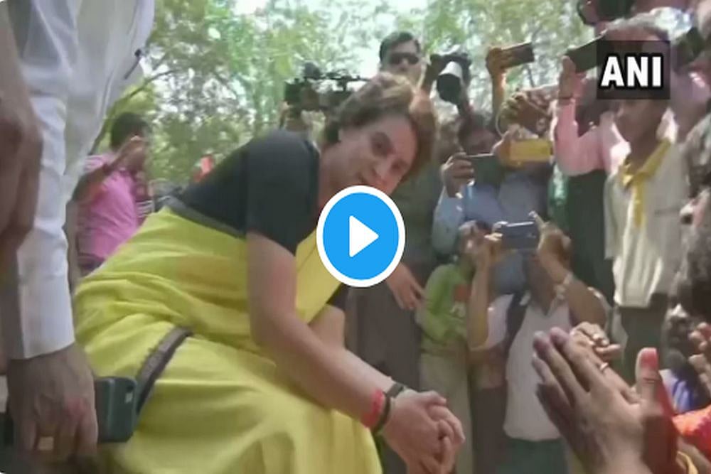 WATCH | 'It Won't Do Anything': Priyanka Gandhi Plays With Snakes While Campaigning In Rae Bareli