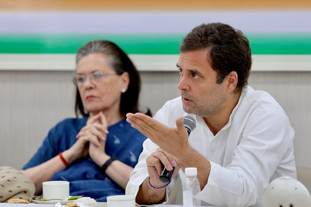 Rahul Gandhi's Offer To Resign Unanimously Rejected By CWC, Asked To Lead In 'Challenging Times'