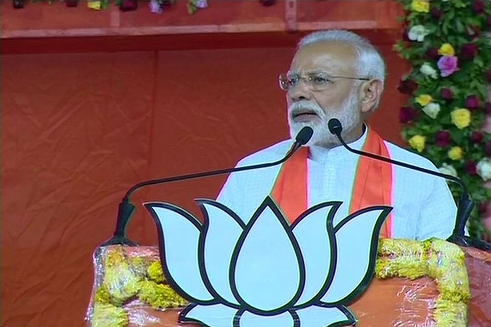 LIVE Updates: PM Narendra Modi Reaches Ahmedabad, Pays Tribute To Sardar Patel