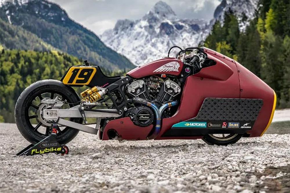 Drag-Ready Indian Scout Bobber Has 130PS!