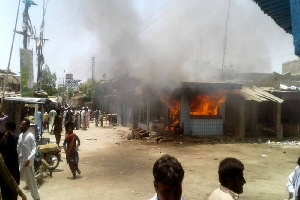 Violence In Pakistan's Sindh Province Following Hindu Doctor's Arrest Over 'Blasphemy' Charges