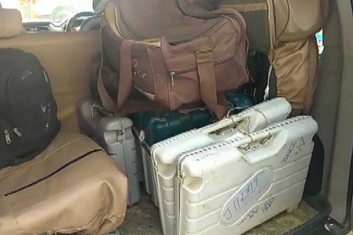 EVMs, VVPATs Recovered From Hotel In Muzaffarpur, Bihar; Inquiry Ordered