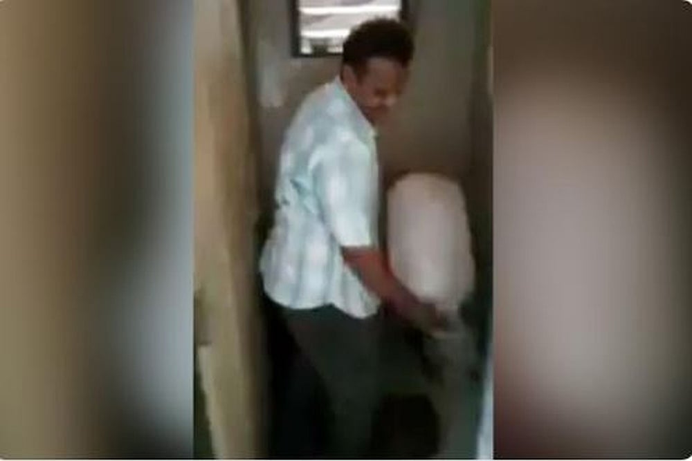 Video Of Idli Vendor Using Toilet Water In Mumbai Goes Viral, FDA Begins Probe