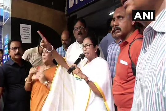Resume Work In Four Hours Or Face Action: Mamata Banerjee Warns Agitating Junior Doctors