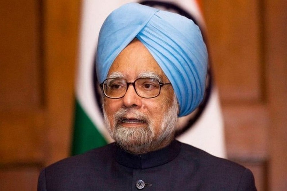 Congress CMs Meet Former PM Manmohan Singh To Discuss Issues To Be Raised At Niti Aayog Meet