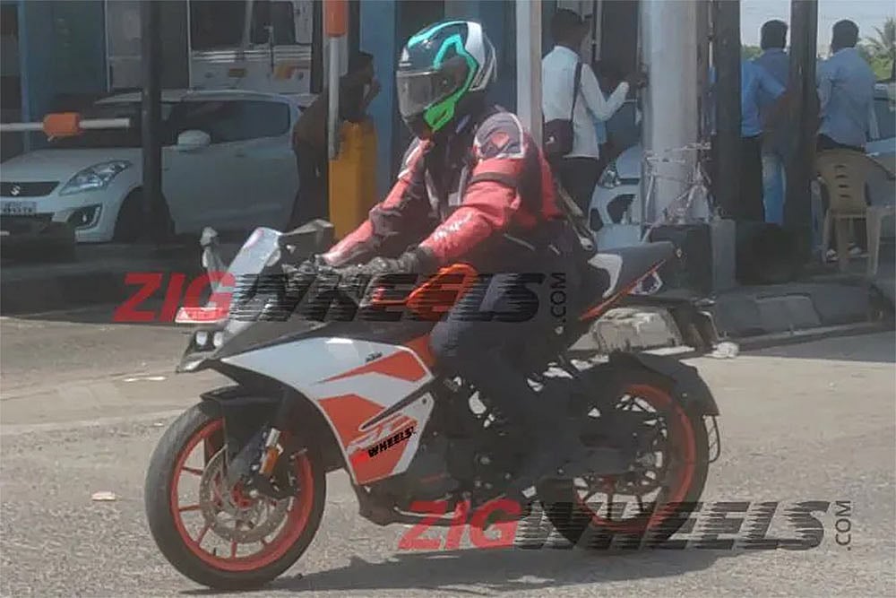 KTM RC 125 Bookings Commence