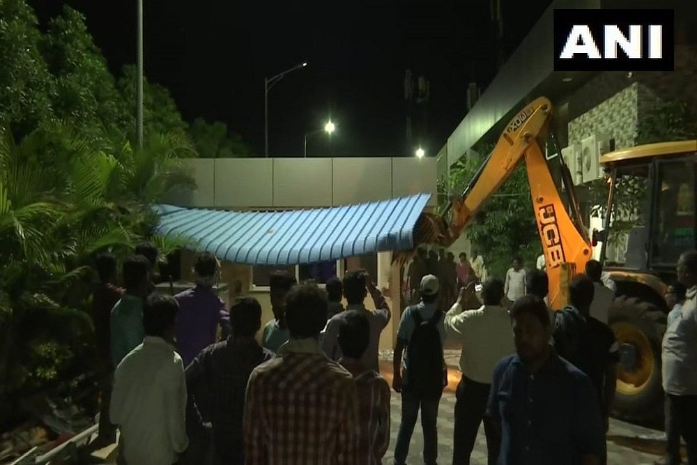 Andhra Pradesh: Demolition Of Building 'Praja Vedika' Built By Former CM Chandrababu Naidu In Amaravati Underway