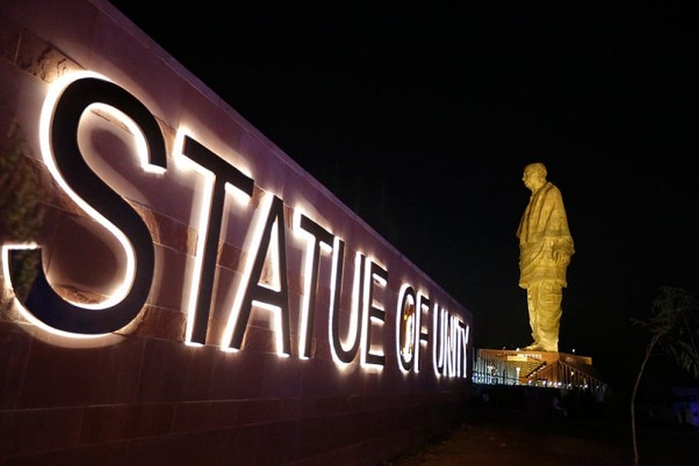 Rains Create Puddles In  Viewing Gallery Of Gujarat's Statue Of Unity