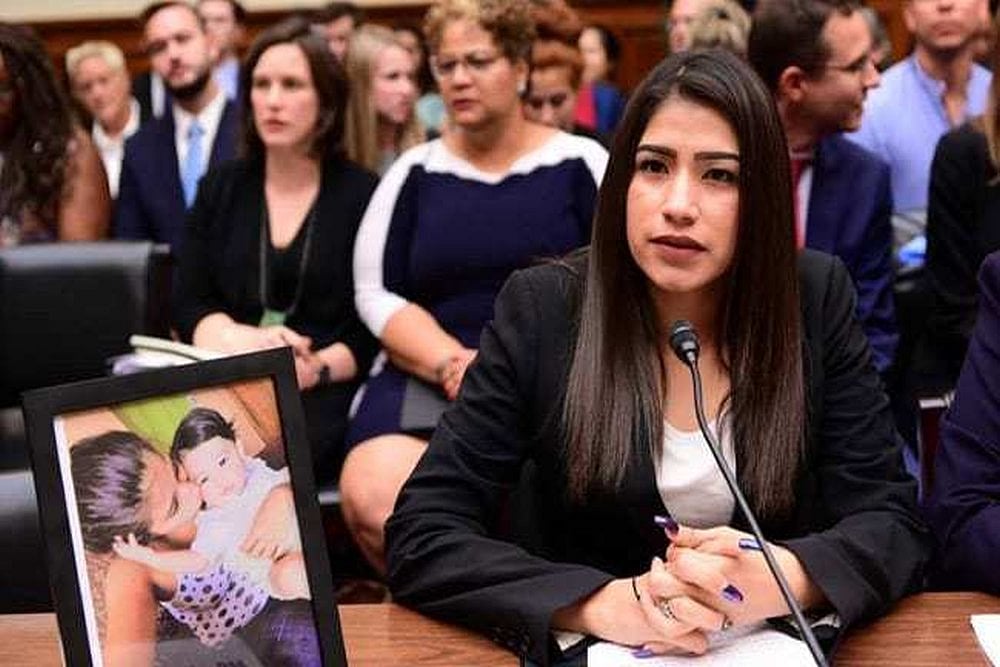 Guatemalan Migrant Slams 'Cruelty' Of US Detention After Daughter Dies In Custody