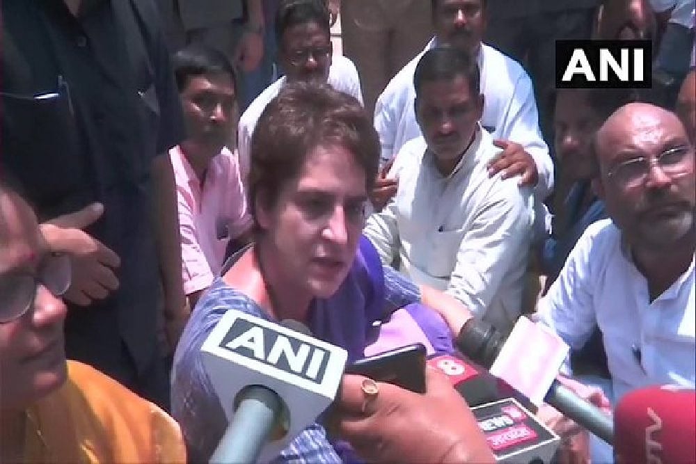 Priyanka Gandhi Stopped On Way To Visit Sonbhadra Clash Victims, Rahul Says BJP 'Insecure'