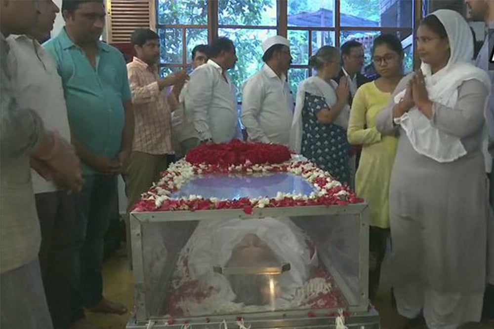 Sheila Dikshit Cremated In Delhi With Full State Honours, Hundreds Attend Funeral