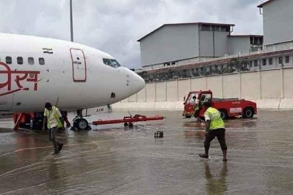 11 Flights Cancelled, 9 Diverted Due To Heavy Rains In Mumbai