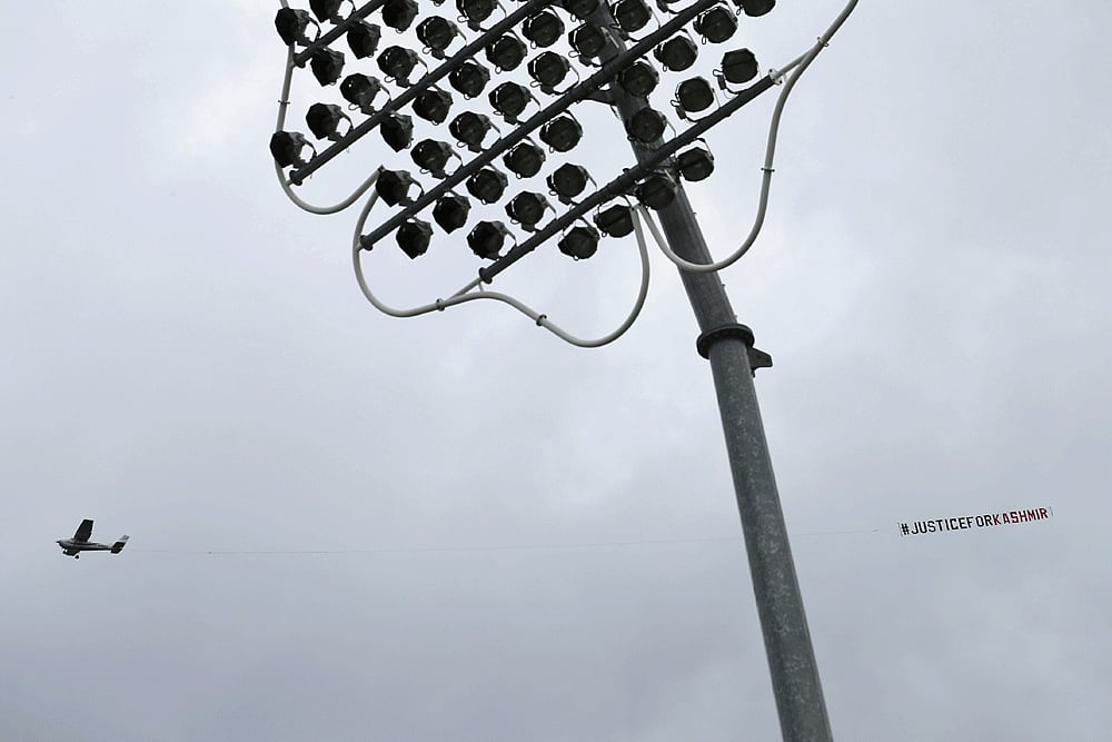 IND Vs NZ, ICC Cricket World Cup: After 'Justice for Kashmir' Fiasco, Manchester To Be No-Fly Zone During Semi-Final Match