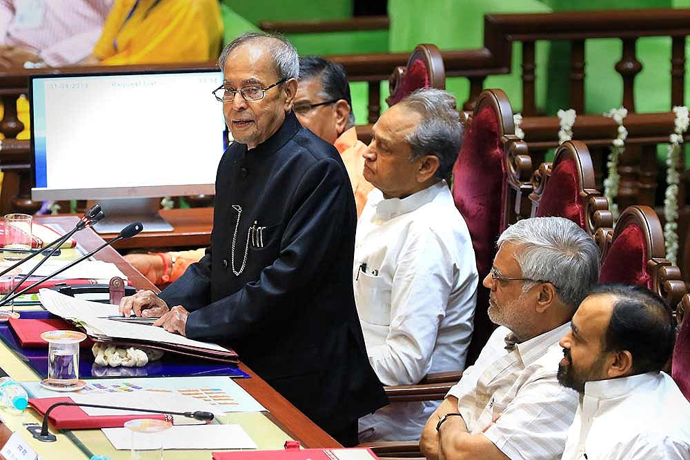 Parties Getting Huge Mandate Must Carry Along Those Who Didn't Vote For Them: Pranab Mukherjee